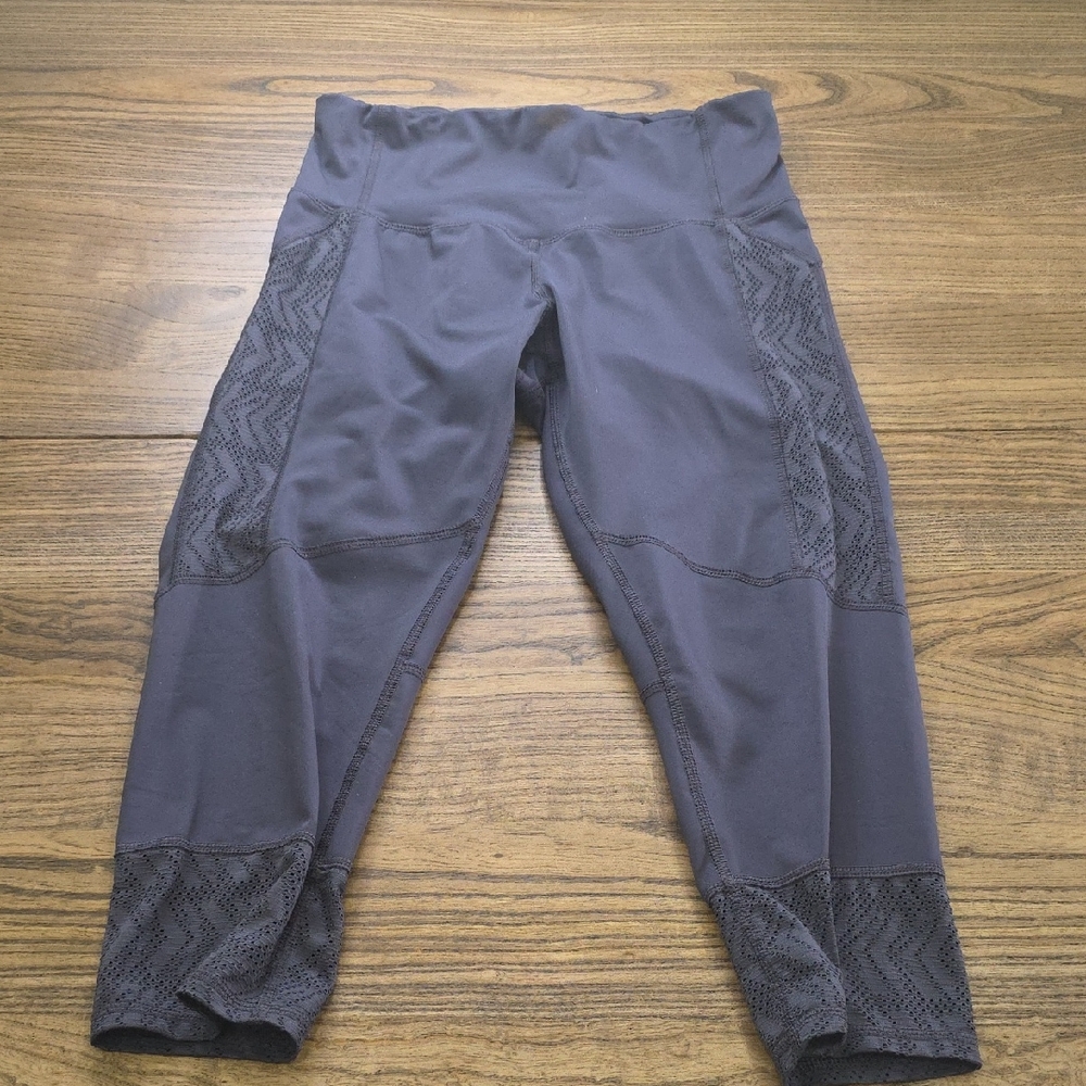 Gray Cropped Leggings